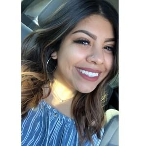 Meet your Posher, Alexis